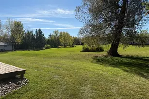 217 3rd Ave SW, Baudette, MN 56623 - Photo 51