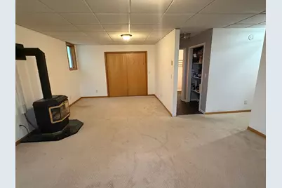 217 3rd Avenue SW, Baudette, MN 56623 - Photo 33