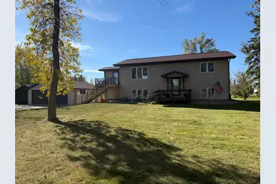 217 3rd Avenue SW, Baudette, MN 56623 - Photo 3