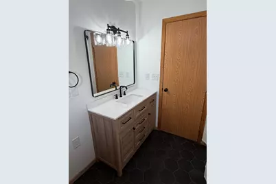 217 3rd Avenue SW, Baudette, MN 56623 - Photo 21