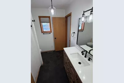 217 3rd Avenue SW, Baudette, MN 56623 - Photo 19