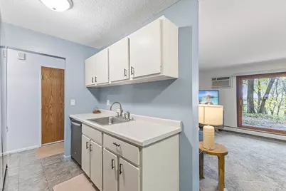 12992 Nicollet Avenue #102, Burnsville, MN 55337 - Photo 11