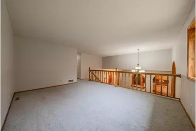 1568 Lakewood Drive N, Maplewood, MN 55119 - Photo 11