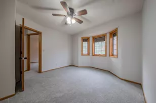 1568 Lakewood Dr N, Maplewood, MN 55119 - Photo 25