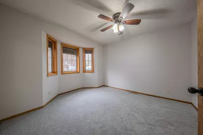 1568 Lakewood Drive N, Maplewood, MN 55119 - Photo 23