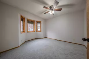 1568 Lakewood Dr N, Maplewood, MN 55119 - Photo 23