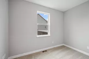 17186 Dimension Ave, Lakeville, MN 55044 - Photo 13