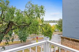 4402 W Lake Harriet Pkwy, Minneapolis, MN 55410 - Photo 25