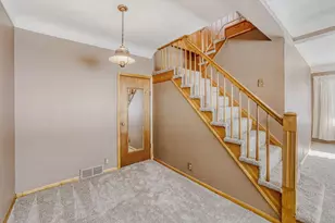 101 Granite St, Saint Paul, MN 55117 - Photo 9