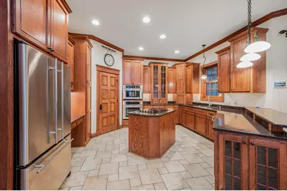 221 Woodhill Court, Mankato, MN 56001 - Photo 13