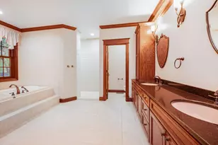 221 Woodhill Ct, Mankato, MN 56001 - Photo 23