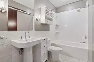 214 4th St E, Saint Paul, MN 55101 - Photo 35