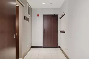 214 4th St E, Saint Paul, MN 55101 - Photo 7