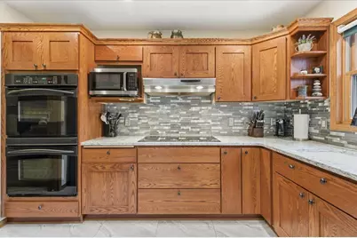 1787 Saint Andrews Place, New Richmond, WI 54017 - Photo 5