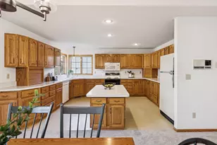 703 Wesley Ln, Mendota Heights, MN 55118 - Photo 23