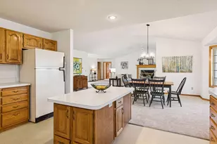 703 Wesley Ln, Mendota Heights, MN 55118 - Photo 25