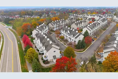 8904 Brunswick Path #2104, Inver Grove Heights, MN 55076 - Photo 1