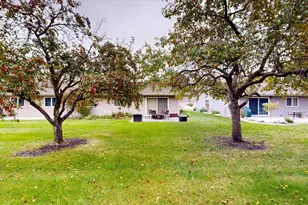 2610 9th St SW, Willmar, MN 56201 - Photo 51