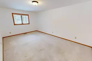 2610 9th St SW, Willmar, MN 56201 - Photo 25