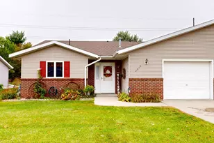 2610 9th St SW, Willmar, MN 56201 - Photo 79