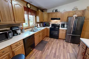 2610 9th St SW, Willmar, MN 56201 - Photo 37