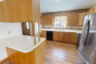 2610 9th St SW, Willmar, MN 56201 - Photo 9