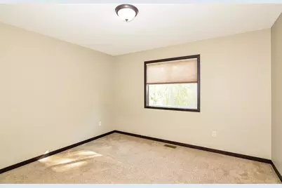 2574 County Road H2, Mounds View, MN 55112 - Photo 13