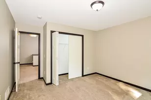 2574 County Rd H2, Mounds View, MN 55112 - Photo 11