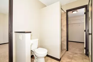 2574 County Rd H2, Mounds View, MN 55112 - Photo 15