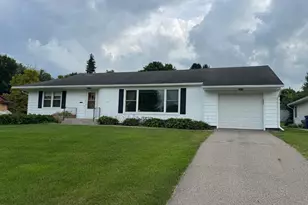 300 6th St SW, Wells, MN 56097 - Photo 1