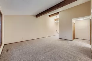 5509 Hyland Courts Dr, Bloomington, MN 55437 - Photo 9