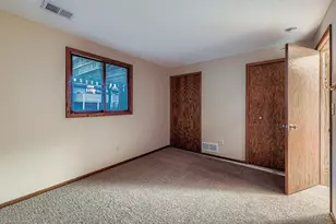 5509 Hyland Courts Dr, Bloomington, MN 55437 - Photo 19