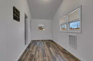 104 W Centre St, Royalton, MN 56373 - Photo 9