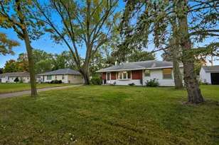 8832 Hadley Ave S, Cottage Grove, MN 55016 - Photo 19