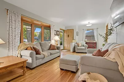 8832 Hadley Avenue S, Cottage Grove, MN 55016 - Photo 3