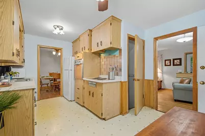 8832 Hadley Avenue S, Cottage Grove, MN 55016 - Photo 9