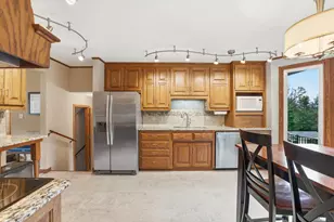 3650 Knoll Ridge Dr, Eagan, MN 55122 - Photo 15