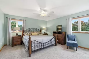 3650 Knoll Ridge Dr, Eagan, MN 55122 - Photo 27