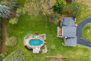 3650 Knoll Ridge Dr, Eagan, MN 55122 - Photo 7