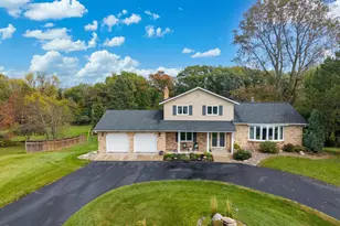 3650 Knoll Ridge Dr, Eagan, MN 55122 - Photo 3