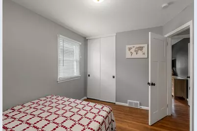 2500 Xylon Avenue S, Saint Louis Park, MN 55426 - Photo 17