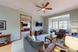 212 Broadway Ave N, Albert Lea, MN 56007 - Photo 9