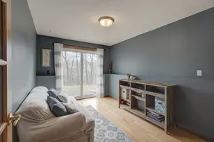 1174 Benton Way, Arden Hills, MN 55112 - Photo 25