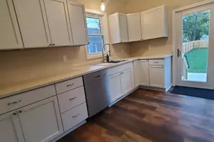 304 2nd Ave SW, Austin, MN 55912 - Photo 5