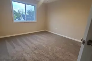 304 2nd Ave SW, Austin, MN 55912 - Photo 13