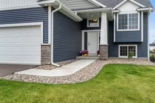 18591 Hexham Ln, Lakeville, MN 55044 - Photo 9