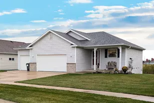 814 19th St NE, Kasson, MN 55944 - Photo 1