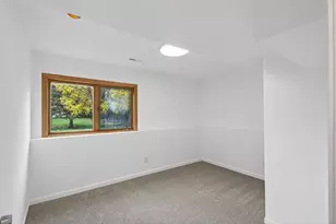 14786 Hallmark Dr, Apple Valley, MN 55124 - Photo 23