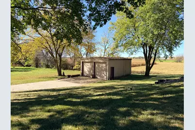 622 Woodcrest Avenue, Worthington, MN 56187 - Photo 45
