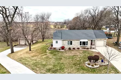 622 Woodcrest Avenue, Worthington, MN 56187 - Photo 49